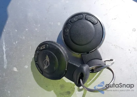 2012 Mini Cooper Clubman из США, поврежденный, VIN WMWZF3C58CT190211